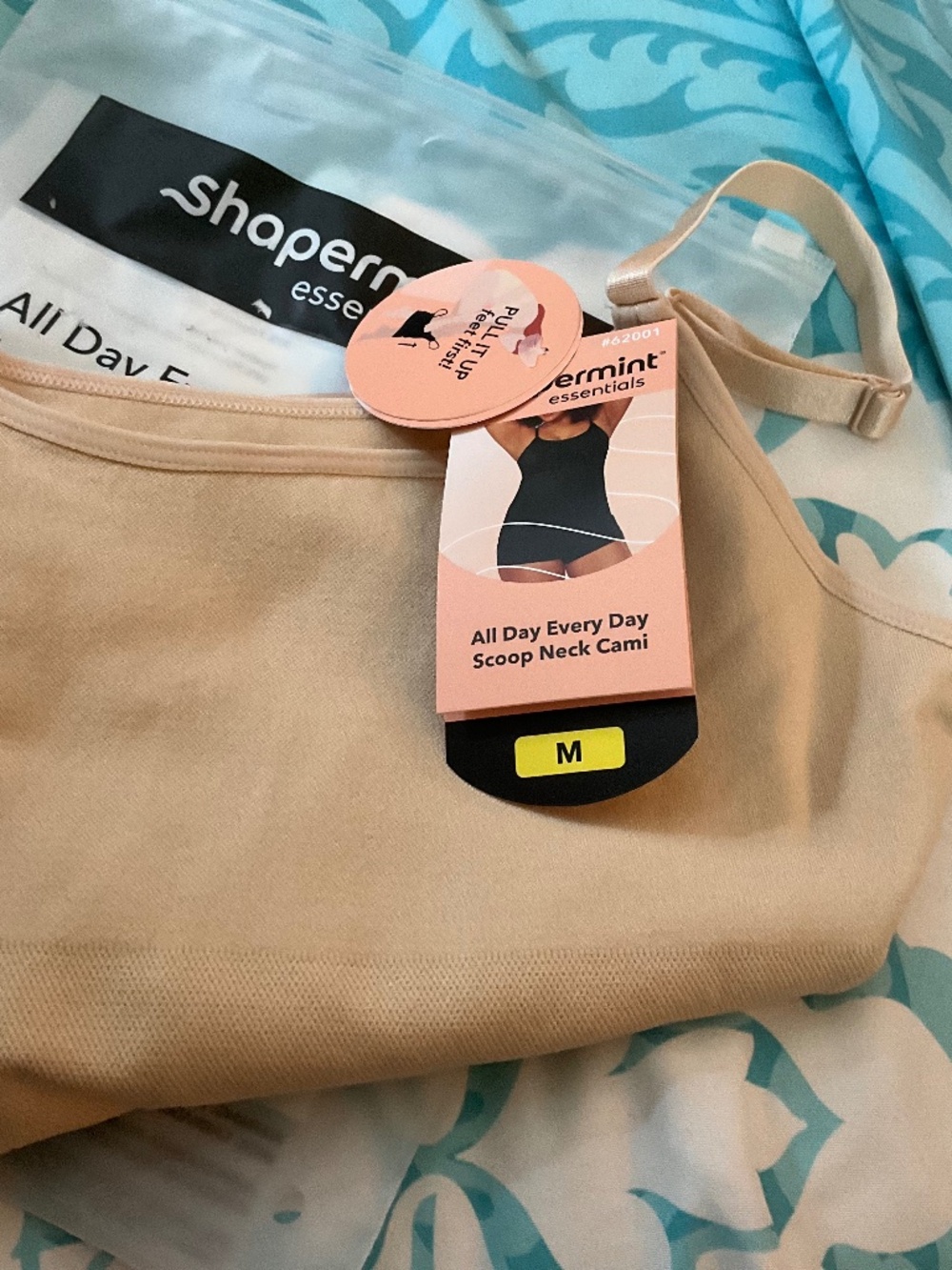 Shapermint scoop Neck Cami Tan Medium NWT